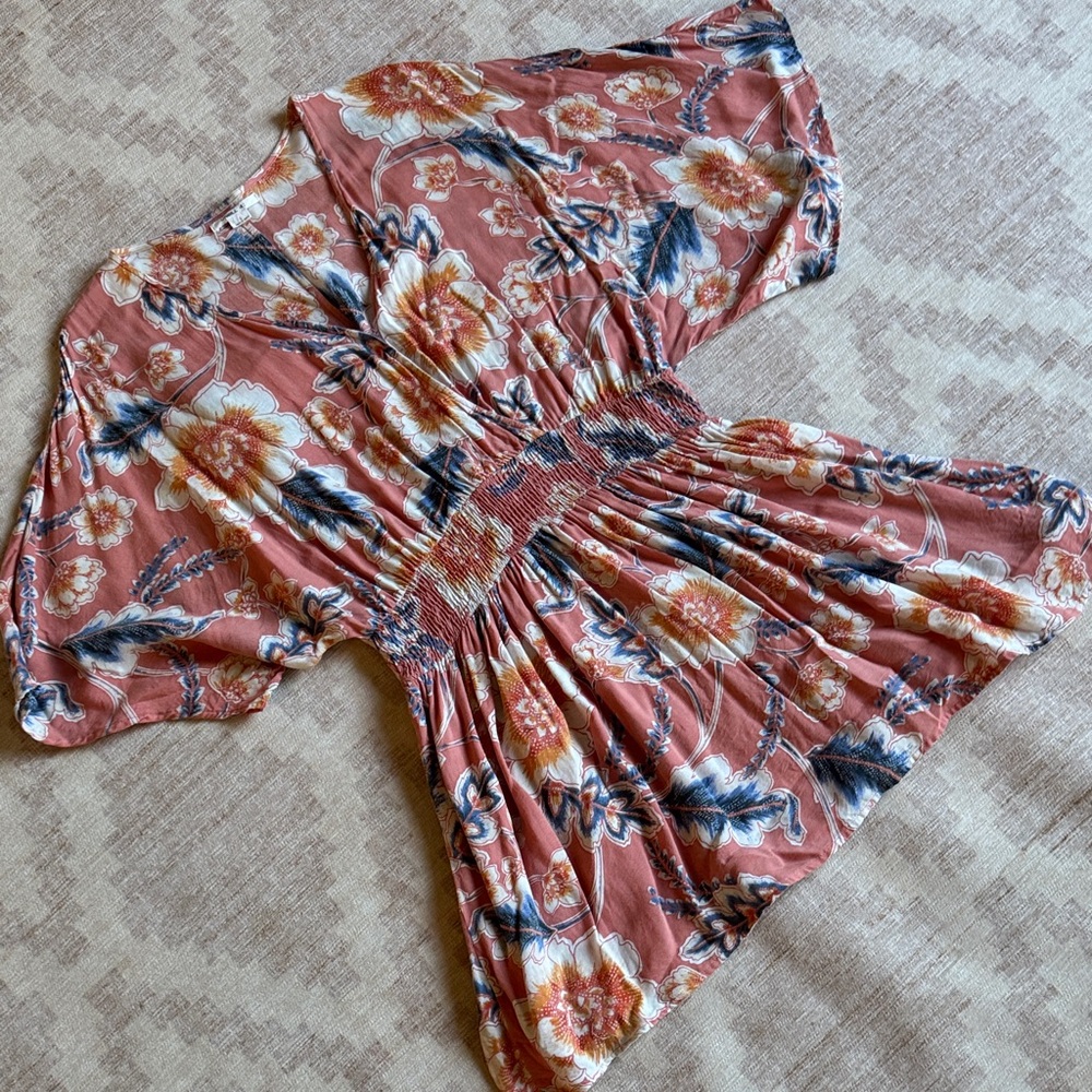 O'Neill Women’s size L Peach Floral Smocked Boho Mini Dress